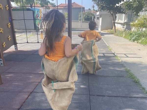 Atividades 1 e 3 – Jogos tradicionais na Escola Básica da Vilarinha