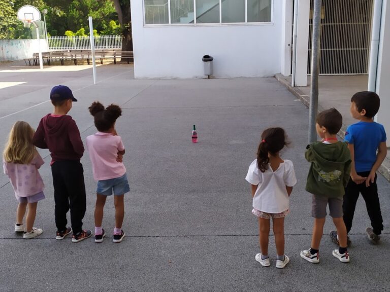 Atividades 1 e 3 – Jogos tradicionais na Escola Básica de Castelos