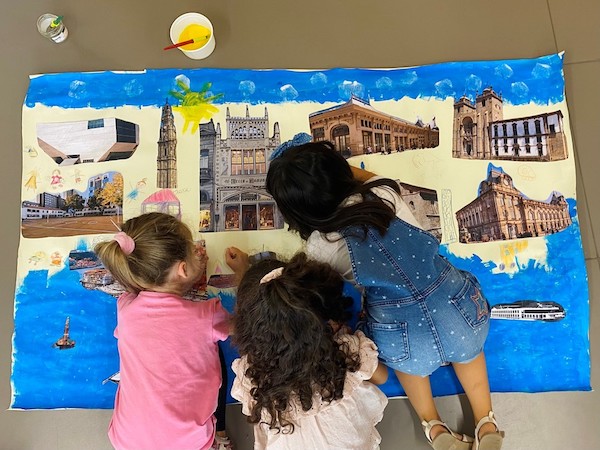 Atividades 4 e 5 – Cenário da cidade do Porto construído na Escola Básica do Bom Sucesso