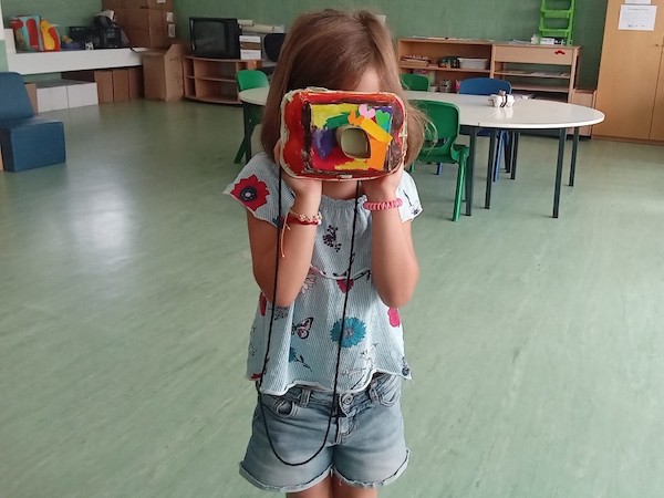 Atividades 4 e 5 – Máquina fotográfica construída na Escola Básica Paulo da Gama
