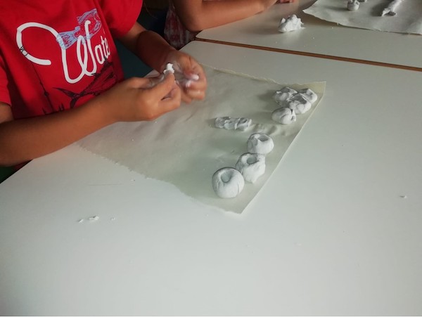 Atividade 1 – Construção de produtos vendidos no Mercado do Bolhão na Escola Básica de Castelos