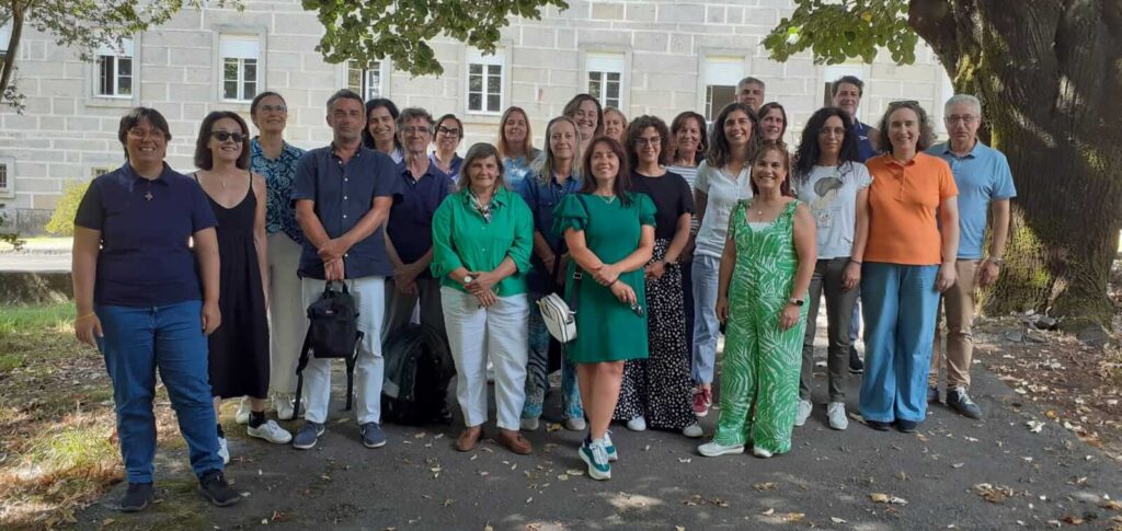 Grupo de professores da ESEPF em 24-25.